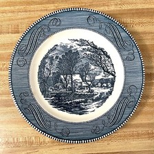 Vintage royal currier for sale Vintage royal currier for sale  Huntington