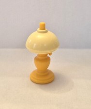Lampe petrole jaune d'occasion  Étaples