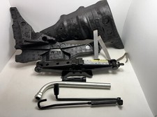 2019-2021 VOLKSWAGEN GOLF GTI MACACO DE RODA SOBRESSALENTE DE EMERGÊNCIA E CAIXA DE FERRAMENTAS E ARMAZENAMENTO. comprar usado  Enviando para Brazil