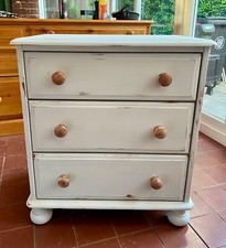White drawer chest for sale  GRANTHAM