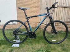 Excellent hybrid bike for sale  NEWCASTLE UPON TYNE