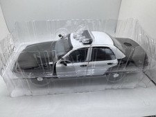 Motor de carro de polícia Ford Crown Victoria Interceptor Max preto branco em escala 1/18 comprar usado  Enviando para Brazil