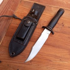 Couteau chasse fourreau d'occasion  Six-Fours-les-Plages