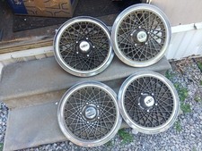 Conjunto de quatro calotas 1977-87 Chevrolet Caprice malha 15” tampa de roda 2dr 4dr fabricante de equipamento original , usado comprar usado  Enviando para Brazil