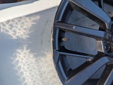 Roda 18x8-1/2 liga cinza escuro compatível com 22 WRX 781418 comprar usado  Enviando para Brazil