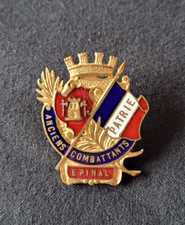 Insigne anciens combattants d'occasion  Chinon