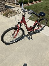 Women hybrid acadia for sale  Perry