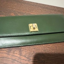 Carteira Michael Kors Natalie couro verde musgo | Gold Turn-Lock 💚✨ RARA $409 comprar usado  Enviando para Brazil