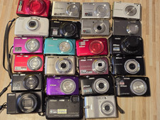 Set fotocamere digitali usato  Spedire a Italy