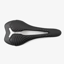 Lightweight carbon saddle d'occasion  Expédié en Belgium