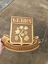 Placa vintage de vinhos importados Cella formada em espuma dourada vinho vinícola comprar usado  Enviando para Brazil