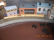 Gauge buildings plastic for sale  NEWARK