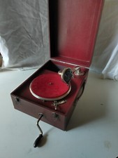 Ancien gramophones phonographe d'occasion  Sainte-Suzanne