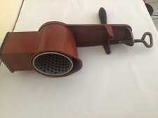 Ferbedo alte küchenreibe gebraucht kaufen  Sarstedt