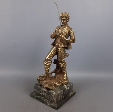 Scultura pescatore agglomerato usato  Inverigo