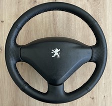 Volant cuir complet d'occasion Volant cuir complet d'occasion  Marseille X