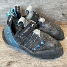 Scarpa climbing shies for sale  BOURNEMOUTH