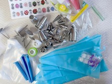 Lot cake decorating for sale  Middletown