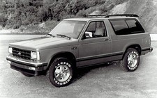 1989 Foto Vintage Chevrolet S-10 Blazer 4 x 4 com Pneus Laredo Uniroyal comprar usado  Enviando para Brazil