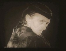 Super 8 Film "The Blue Light" (1932) RARE 200ft Reel wl Sound, usado comprar usado Super 8 Film "The Blue Light" (1932) RARE 200ft Reel wl Sound, usado comprar usado  Enviando para Brazil