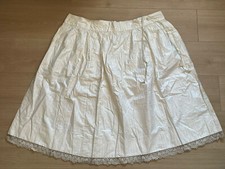 Ancien jupon beige d'occasion  Nantes-