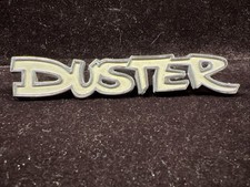 1972-1976 PLYMOUTH DUSTER EMBLEMA LATERAL EMBLEMA LOGOTIPO VINTAGE FABRICANTE DE EQUIPAMENTO ORIGINAL Mopar comprar usado  Enviando para Brazil