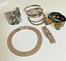 Necklace bracelets jewelry for sale  Mercer