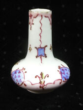 Ancien vase miniature d'occasion  Équeurdreville-Hainneville