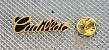 Cadillac pin schriftzug gebraucht kaufen  Bad Vilbel