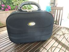 Borsa bauletto beauty usato  Perugia