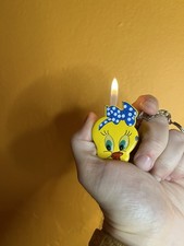 Isqueiro chaveiro vintage Tweetie Bird comprar usado Isqueiro chaveiro vintage Tweetie Bird comprar usado  Enviando para Brazil