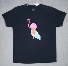 Usado, Camisa Flamingo Rosa Adulto Arte Gráfica Média Sorvete Flamingo Pássaro Mão Masculina comprar usado  Enviando para Brazil