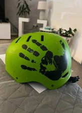 Casco protezione skate usato  Blufi