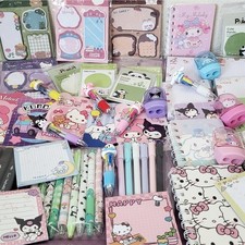 95x PÇS (NOVOS ITENS) Pacote Estacionário Kawaii/Sanrio Festa Mistério Artesanato Escola, usado comprar usado 95x PÇS (NOVOS ITENS) Pacote Estacionário Kawaii/Sanrio Festa Mistério Artesanato Escola, usado comprar usado  Enviando para Brazil