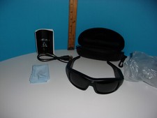 Gafas de sol portátiles para video GoVision con cargador folleto/estuche de tela segunda mano  Embacar hacia Mexico