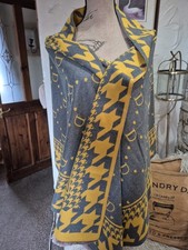 Gorgeous scarf wrap for sale  BINGLEY