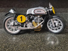 Italeri 1951 norton usato  Ragalna