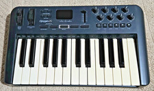 Controlador M-Audio Oxygen 25 teclas USB MIDI 3ª geração comprar usado  Enviando para Brazil