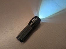 Super hell taschenlampe gebraucht kaufen  Müllheim