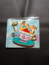 Disney pin alice d'occasion  Villeparisis
