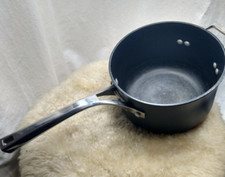 calphalon 1 1 2 qt saucepan for sale calphalon 1 1 2 qt saucepan for sale Henrico
