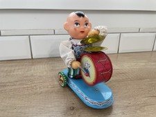 Enfant joue musique d'occasion  Les Mées