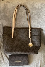 Michael kors purse for sale  Casper