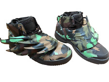 Tênis Adidas Jeremy Scott Wings 3.0 camuflado Dark Knight Batman S77804 tamanho 8,5, usado comprar usado  Enviando para Brazil