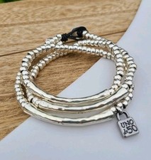 Pulseira "inspirada" UNO De 50 • Metal pesado • Banhada a prata e couro real comprar usado  Enviando para Brazil