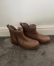 Ugg australia women for sale  LONDON