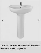 Basin full pedestal for sale  HUNTINGDON