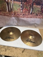 Pratos superiores e inferiores Zildjian ZBT HiHat comprar usado  Enviando para Brazil