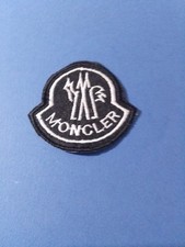 Toppa moncler ricamata usato  Sesto San Giovanni