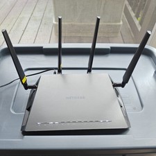 Netgear nighthawk ac2350 usato  Spedire a Italy
